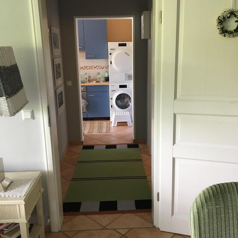 Hering In Apartment